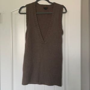 Theory brown, cashmere sweater vest, size M